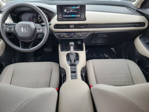 Certified 2025 Honda HR-V LX image 12