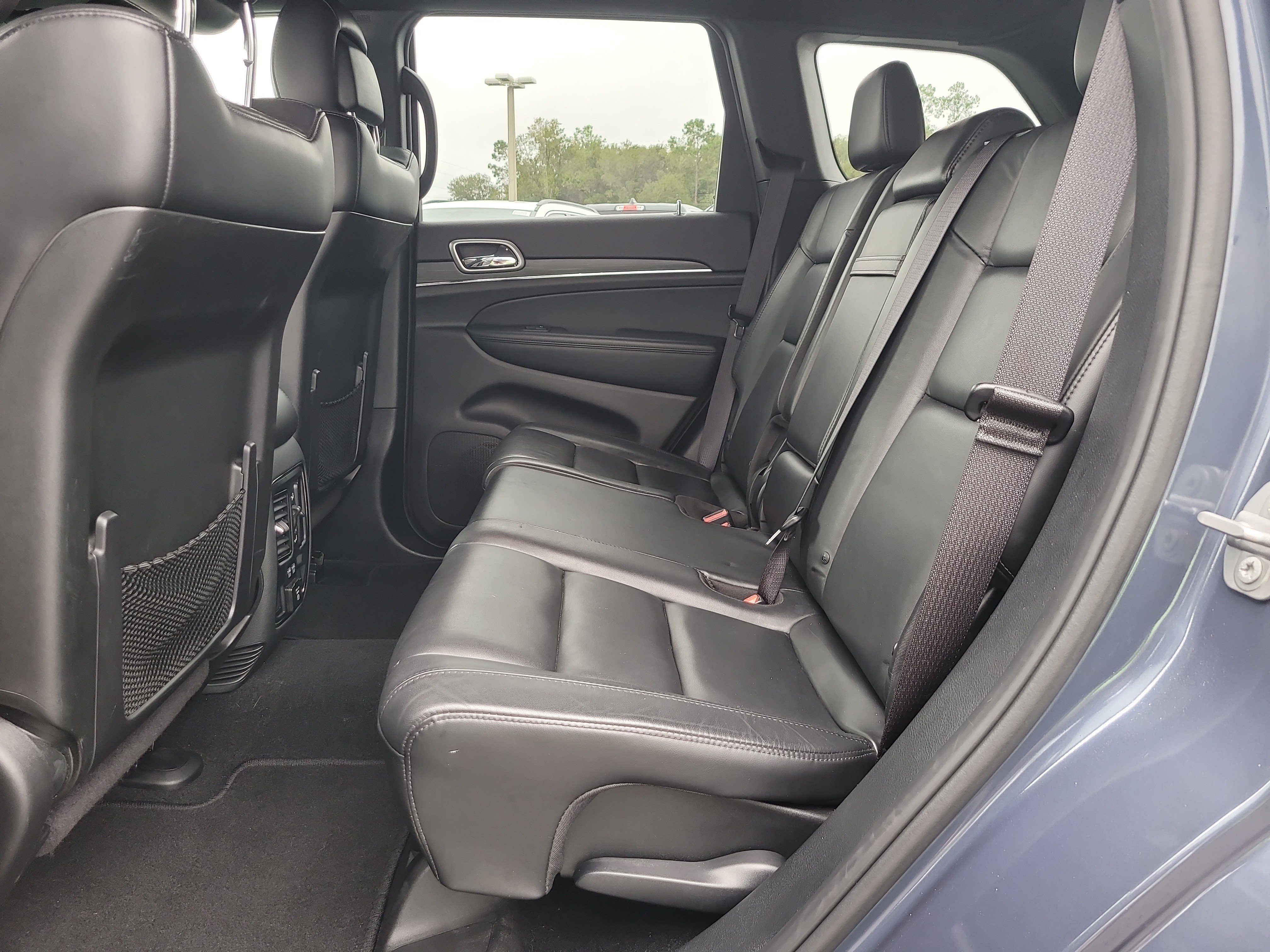 Used 2019 Jeep Grand Cherokee Limited AWD/4WD image 11