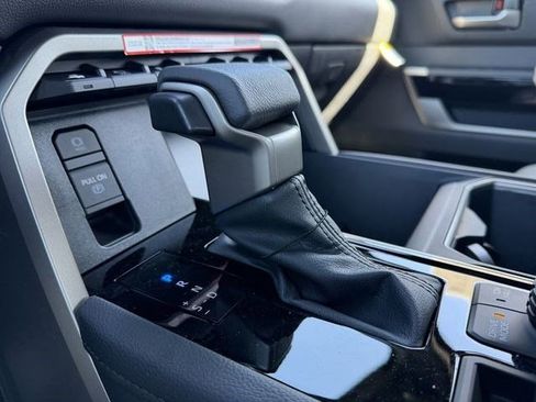 New 2026 Toyota Tundra Limited image 18