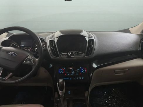 Used 2019 Ford Escape Titanium FWD image 9