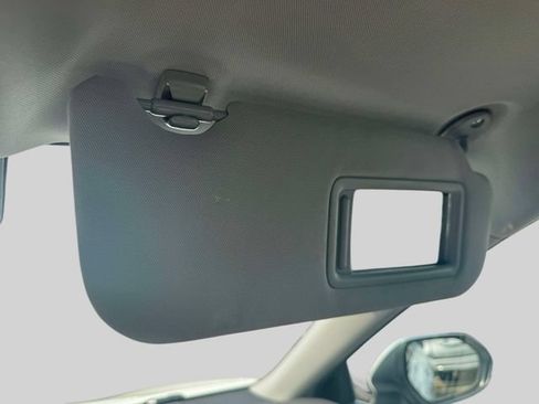 Used 2020 Toyota Camry LE FWD image 39