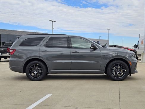 New 2026 Dodge Durango GT image 7