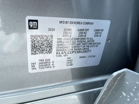 Certified 2025 Buick Envista Avenir FWD image 33