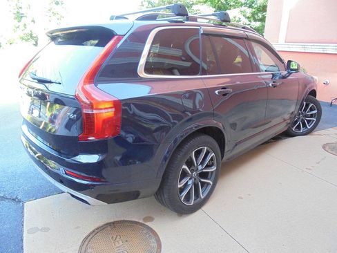 Used 2016 Volvo XC90 T6 Momentum AWD/4WD image 21