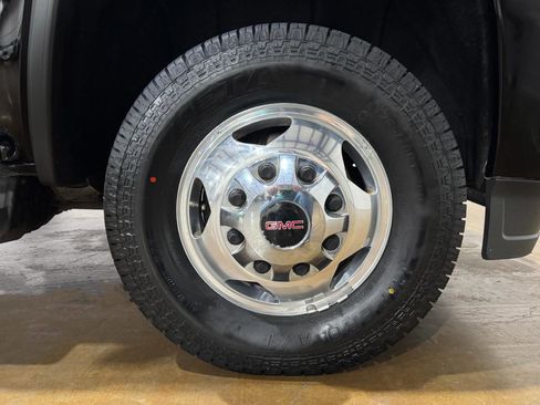 Used 2018 GMC Sierra 3500 Denali w/ Duramax Plus Package AWD/4WD image 56