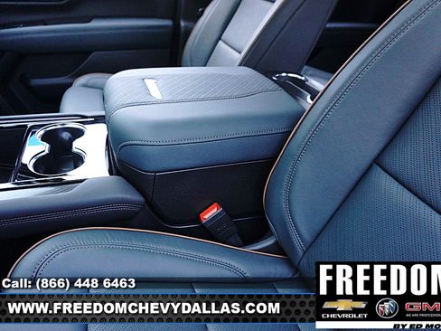 New 2026 GMC Yukon AT4 w/ AT4 Premium Plus Package image 36