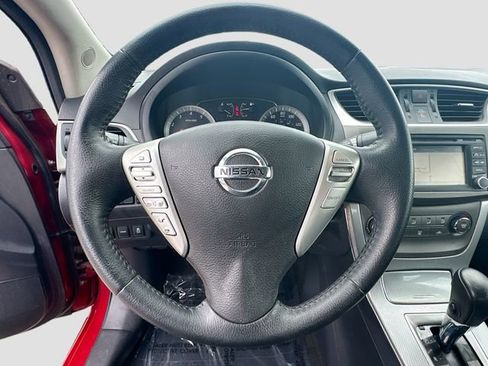Used 2014 Nissan Sentra SR w/ Premium Package FWD image 11
