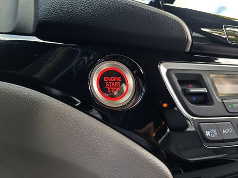 Used 2019 Honda Pilot Elite image 34
