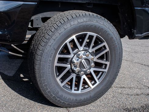 Used 2018 Ford F250 Lariat w/ Lariat Ultimate Package image 6