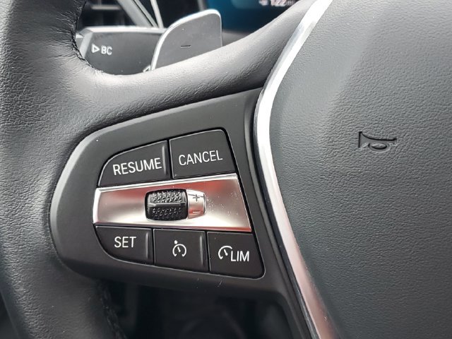 Used 2022 BMW 330i xDrive Sedan w/ Premium Package 2 AWD/4WD image 20