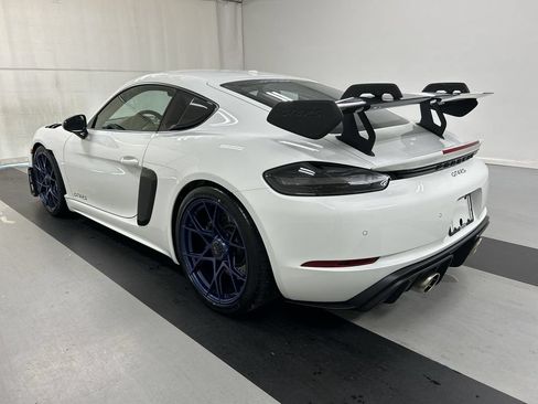 Certified 2025 Porsche 718 Cayman GT4 RS RWD image 7