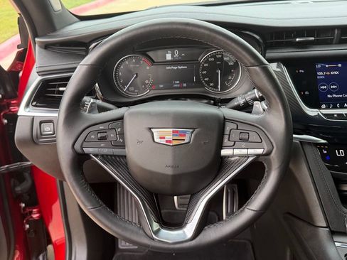 Used 2024 Cadillac XT6 Sport AWD/4WD image 22