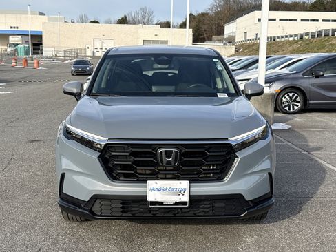 Certified 2025 Honda CR-V LX image 3