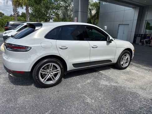 Used 2020 Porsche Macan S AWD/4WD image 3