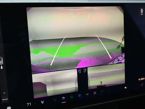 Used 2023 Tesla Model X image 13