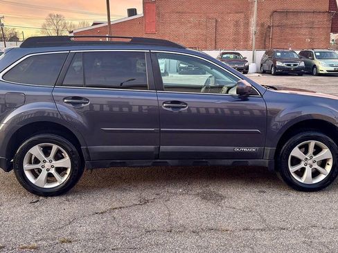 Used 2014 Subaru Outback 2.5i Premium image 5