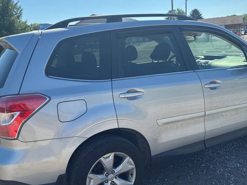 Used 2016 Subaru Forester 2.5i Limited AWD/4WD image 9
