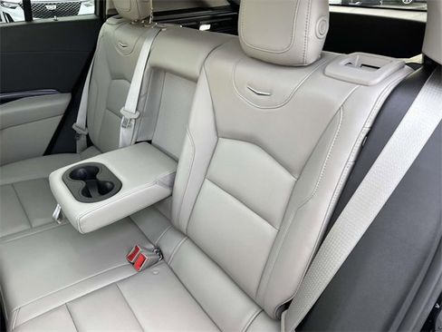 Certified 2023 Cadillac XT4 Luxury w/ Cold Weather Package image 31