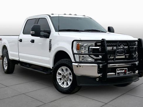 Used 2022 Ford F250 XL w/ STX Appearance Package AWD/4WD image 3
