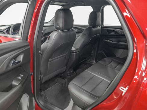 Used 2023 Chevrolet TrailBlazer RS w/ Sun and Liftgate Package FWD image 28