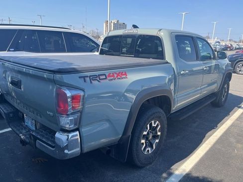 Used 2023 Toyota Tacoma TRD Off-Road image 3