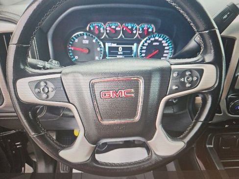 Used 2018 GMC Sierra 2500 SLT w/ Snow Plow Prep Package AWD/4WD image 9