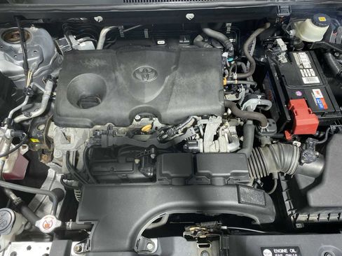 Used 2020 Toyota RAV4 XLE w/ All Weather Liner Package AWD/4WD image 9