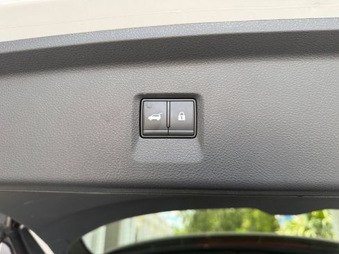 Used 2026 INFINITI QX60 Luxe FWD image 24