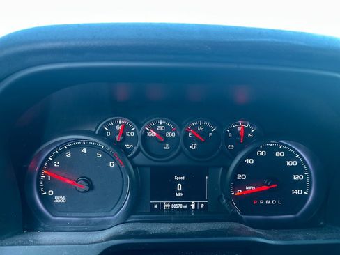 Used 2020 Chevrolet Silverado 1500 Custom w/ Custom Value Package image 5