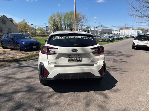 Used 2025 Subaru Crosstrek 2.5i Limited w/ Crosstrek Mirror Package image 4