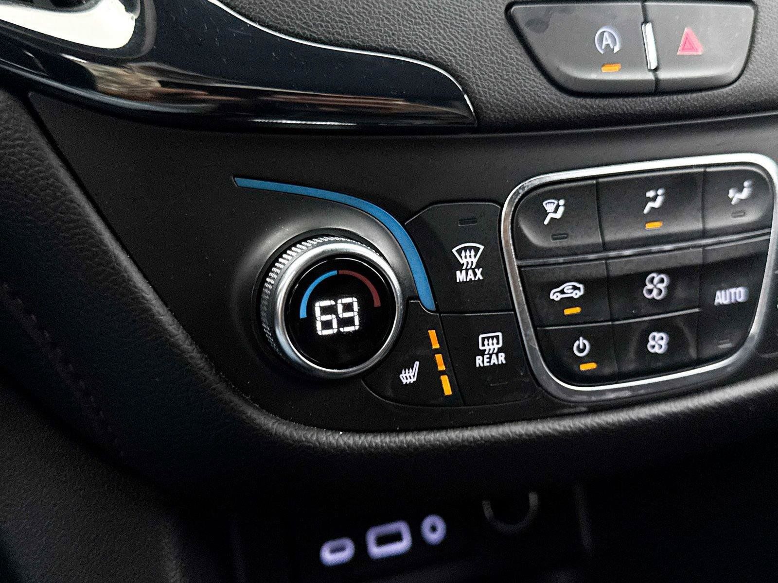 Used 2024 Chevrolet Equinox RS FWD image 25