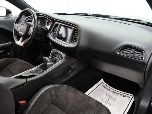 Used 2019 Dodge Challenger SRT Hellcat Redeye RWD image 16