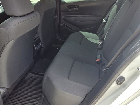 Certified 2025 Toyota Corolla LE image 5