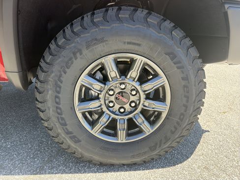 New 2026 GMC Sierra 1500 AT4X AWD/4WD image 13