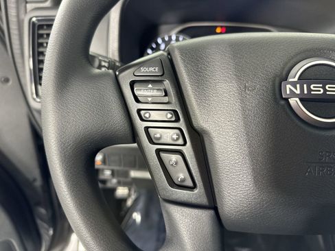 Certified 2023 Nissan Frontier SV w/ Midnight Edition Package image 14