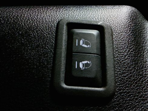 Used 2024 Jeep Wagoneer Series III AWD/4WD image 46