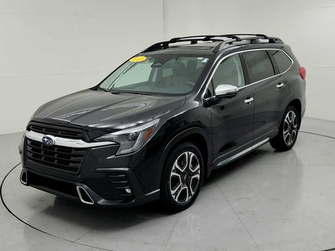 Certified 2023 Subaru Ascent Touring AWD/4WD image 4