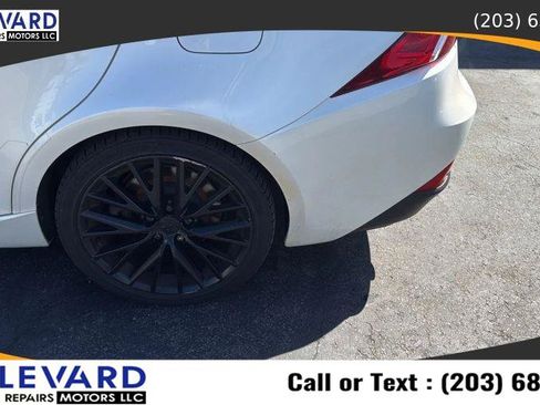 Used 2016 Lexus IS 300 AWD w/ Navigation System Package image 10