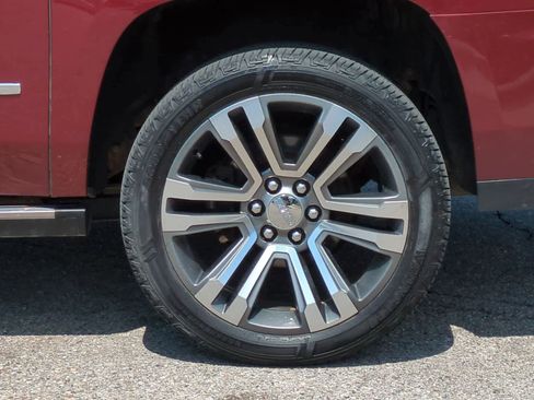 Used 2019 GMC Yukon XL Denali w/ Denali Ultimate Package AWD/4WD image 14