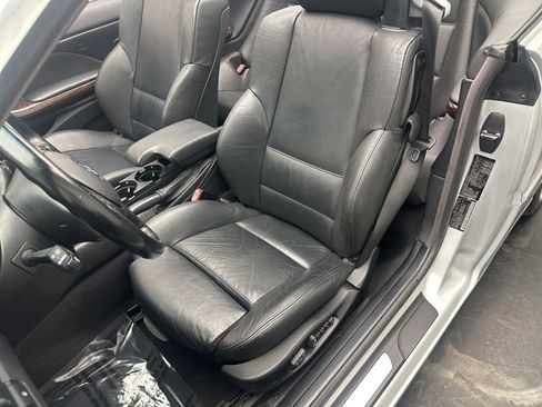 Used 2002 BMW 325Ci Convertible image 11