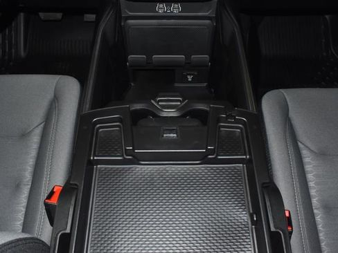 New 2026 RAM 1500 4x4 Crew Cab image 21