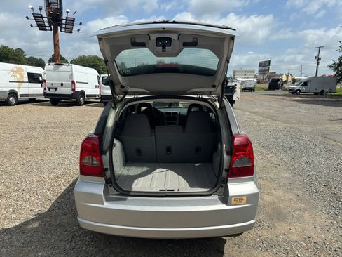Used 2007 Dodge Caliber SXT w/ Driver Convenience Group FWD image 20