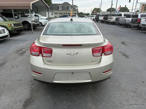 Used 2013 Chevrolet Malibu LS FWD image 5