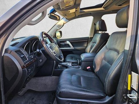 Used 2014 Toyota Land Cruiser AWD/4WD image 12