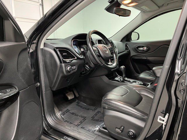 Used 2021 Jeep Cherokee Latitude Plus FWD image 17