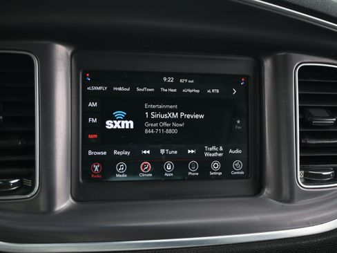 Used 2019 Dodge Charger SXT w/ Driver Confidence Group RWD image 25