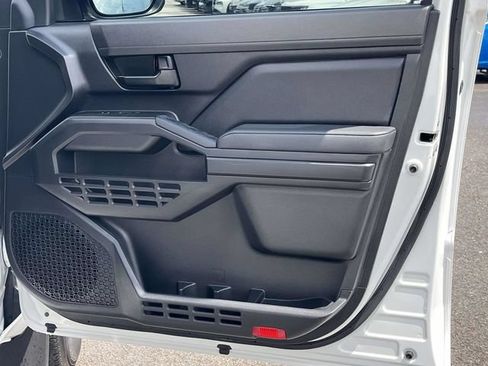 Used 2024 Toyota Tacoma SR w/ SR Upgrade Package AWD/4WD image 24