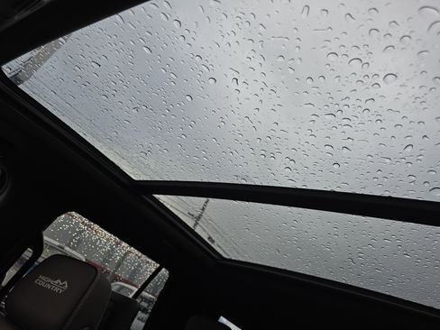 New 2026 Chevrolet Tahoe High Country image 37