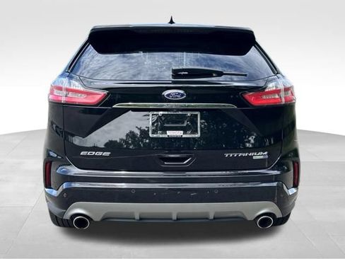 Used 2019 Ford Edge Titanium w/ Equipment Group 301A AWD/4WD image 4
