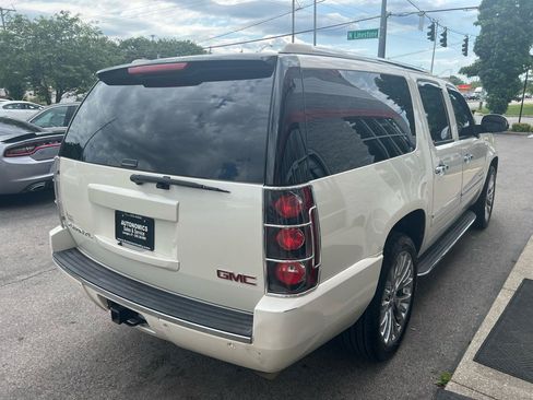 Used 2014 GMC Yukon XL Denali AWD/4WD image 7
